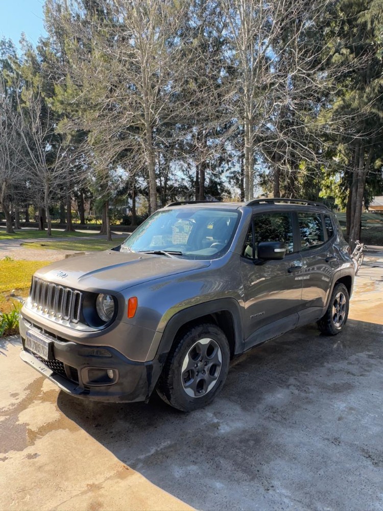 Jeep RENEGADE SPORT 1.8 — foto 3